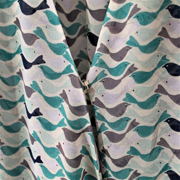 CABI Sleeveless "Tweet Bird" Pattern Chiffon Top - Picture 3 of 8